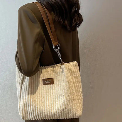 ALIX | Élégant sac tote en velours côtelé