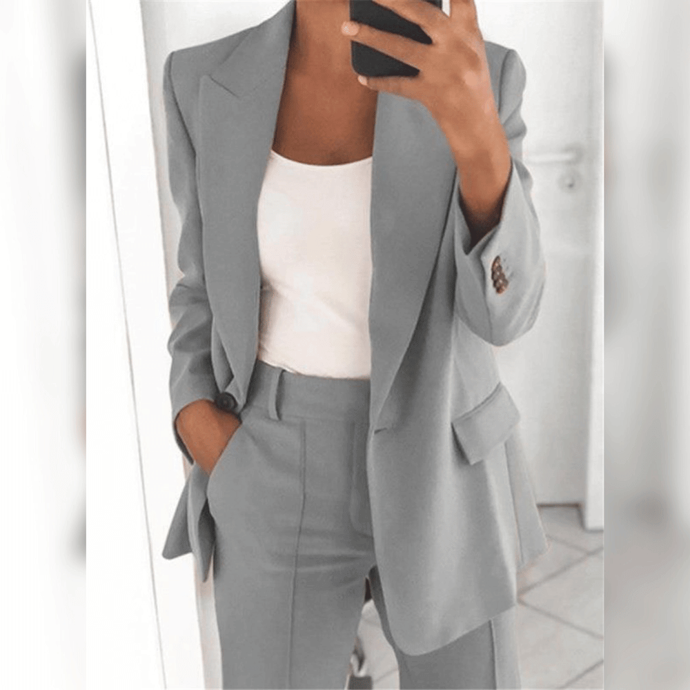 ÉVANA | Tailleur bleu poudre 2 pièces
